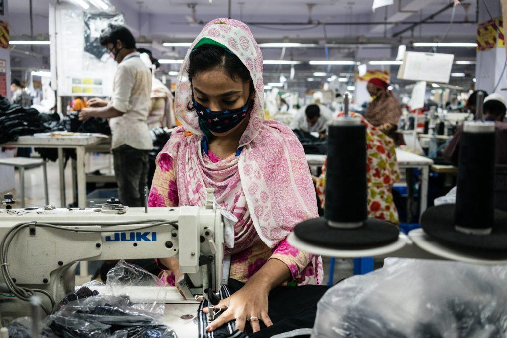RS1321 Bangladesh CleanClothes 18 VAD02660 KristofVadino scaled Neue Behörde für Gebäu­de­sicherheit in Bang­la­desch erfüllt Erwartungen nicht Kampagne für Saubere Kleidung | Clean Clothes Campaign Germany